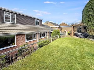 Photo 25- click for photo gallery